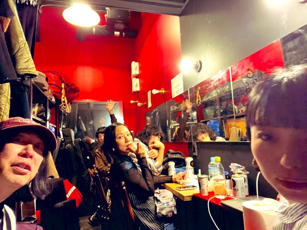 taisuketakata's tweet photo. 明日はコレだ！！

12/13（土）渋谷HOME

18:30 OPEN
19:00-19:50(50) The Broken TV
20:10-21:00(50) STUDY HARD!

ブロークンとスタハ両方でギター弾いたり歌ったり汗ばんだりします🐘

チケット3,500円(+1d)
飛び込み大歓迎🕊️ https://t.co/wAO6NO3jpe