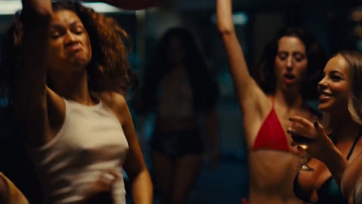 PopBase's tweet image. New look at Season 3 of ‘Euphoria.’ (via HBO)