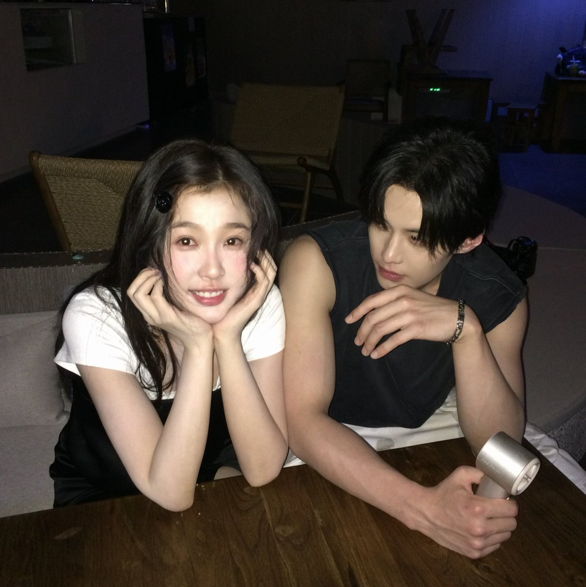 yu shuxin pics tweet media