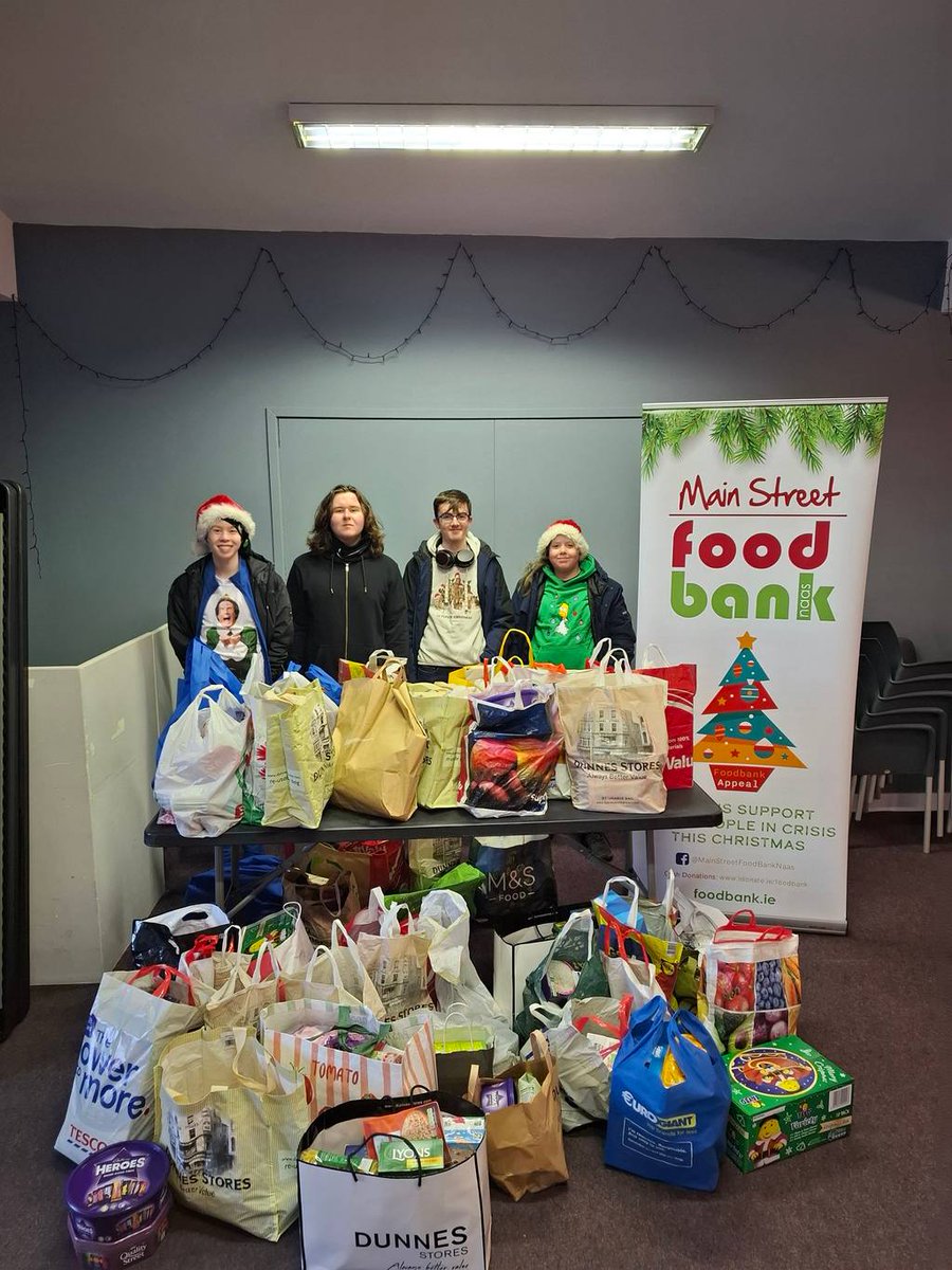 CBSNaas's tweet image. Massive thank you to staff, students and parents for another fantastic Food Drive. Your extremely generous donations will make a real difference to families in Naas this Christmas.   We delivered the food to Esther in Naas Food Bank this morning.