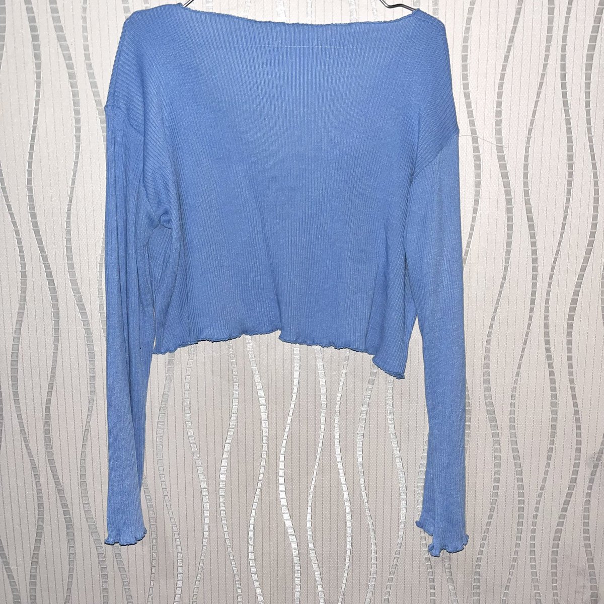 melarcholy's tweet photo. blue cardigan with ribbon

ld: free size
pb: 37cm
price: 20k https://t.co/rHa5c2ZatT