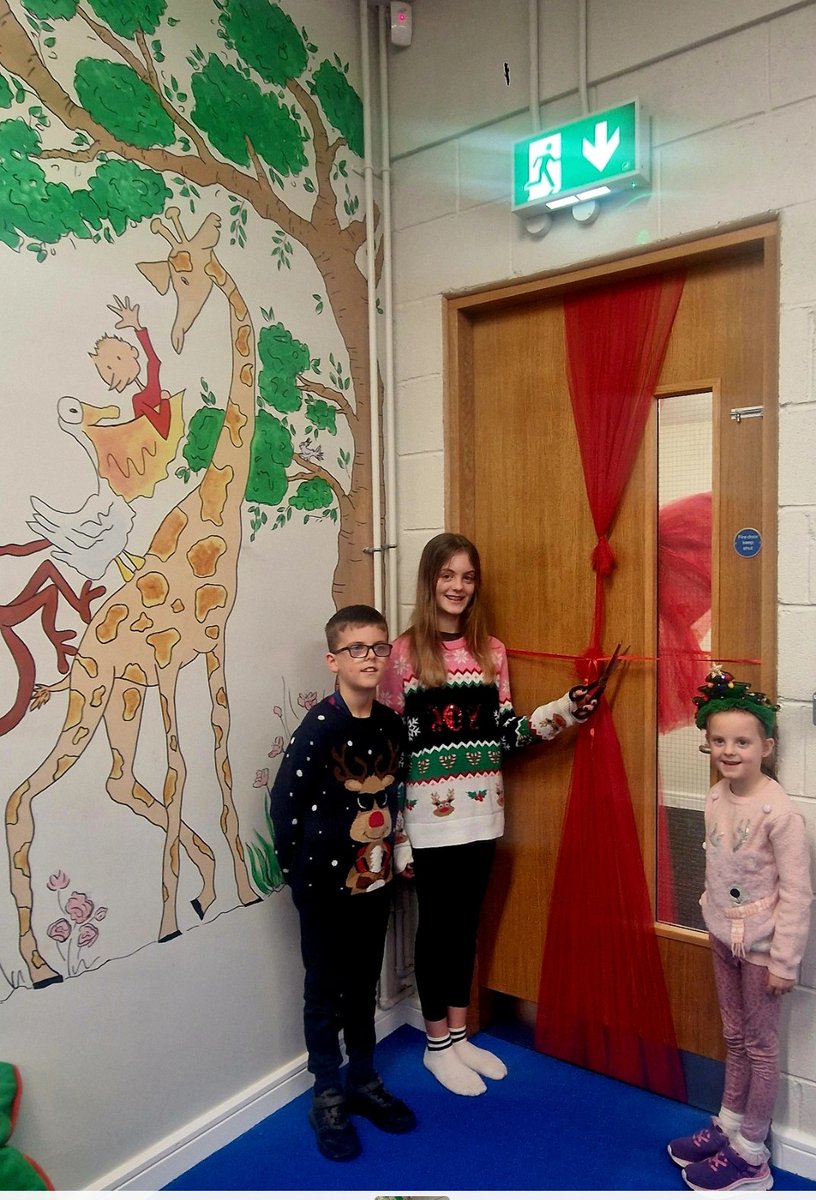therowerns's tweet photo. Our library was officially opened by John Dunphy ( a past pupil who never missed a day in primary school). He was joined by his grandchildren. https://t.co/Acr65zc7o1