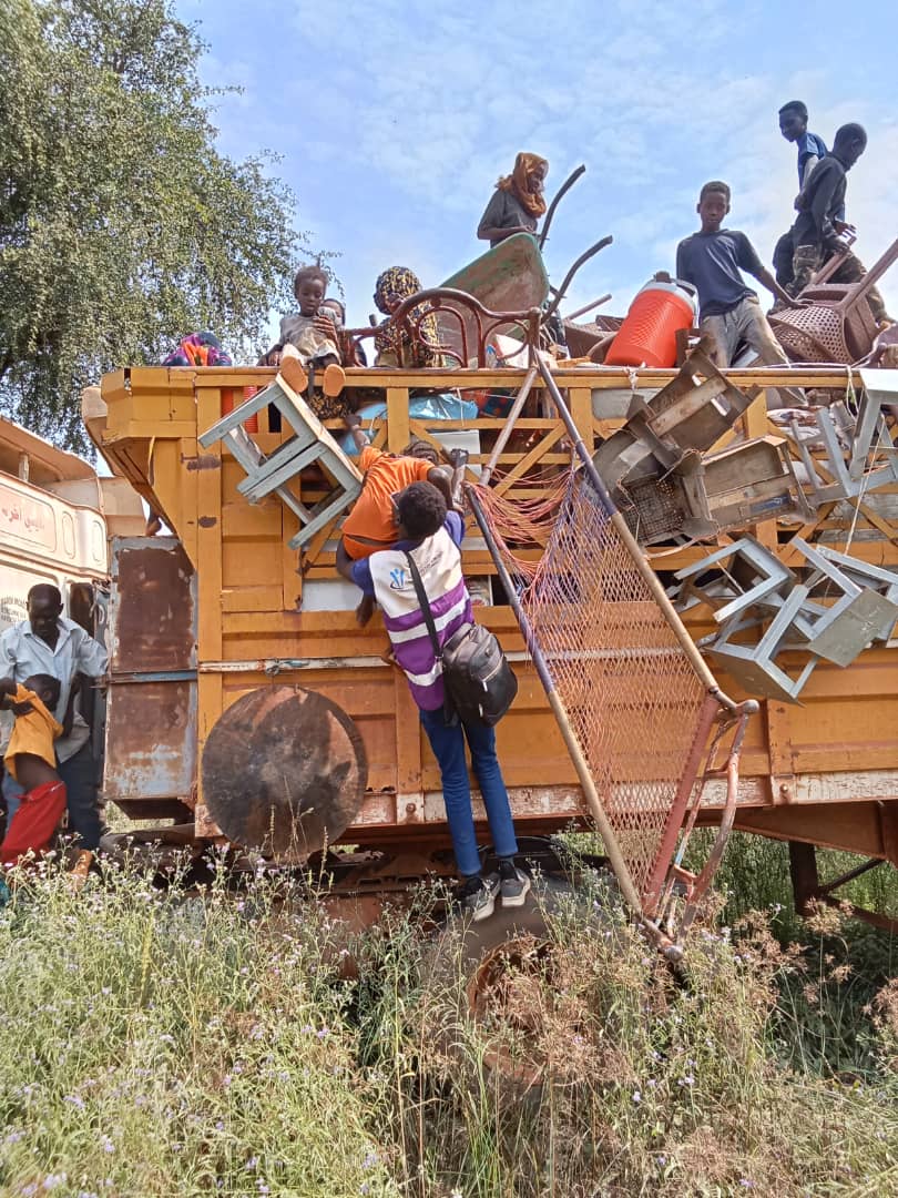UNHCRSouthSudan's tweet photo. Intensified fighting in West Kordofan, Sudan, 🇸🇩 last weekend has forced thousands to flee to South Sudan. 

UNHCR, together with partners, is on the ground in Rotriak, Unity State, urgently providing vital protection and life-saving assistance to those  in need. https://t.co/PnJwYFJ8h7