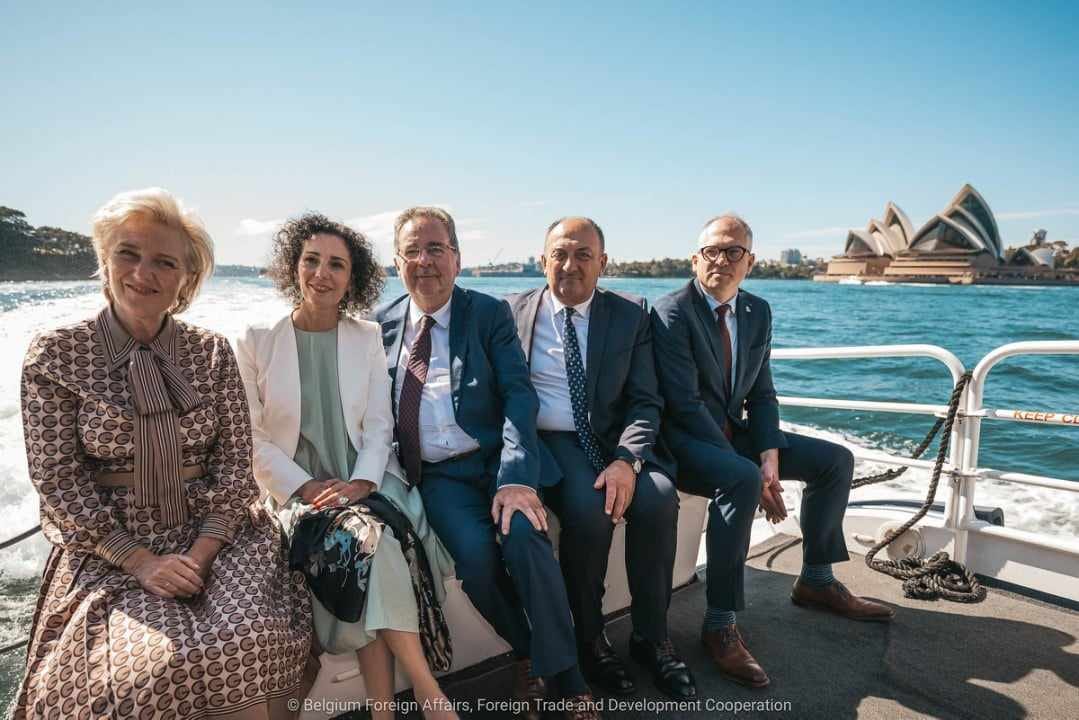 wborsus's tweet photo. La Princesse Astrid doit, pour raisons de santé, renoncer à présider les missions économiques 🇧🇪 à l'étranger. En cette circonstance, je voudrais souligner le travail remarquable, inlassable et d'un très grand professionnalisme réalisé par notre Princesse au bénéfice du Pays... https://t.co/ceqYuHUK1X
