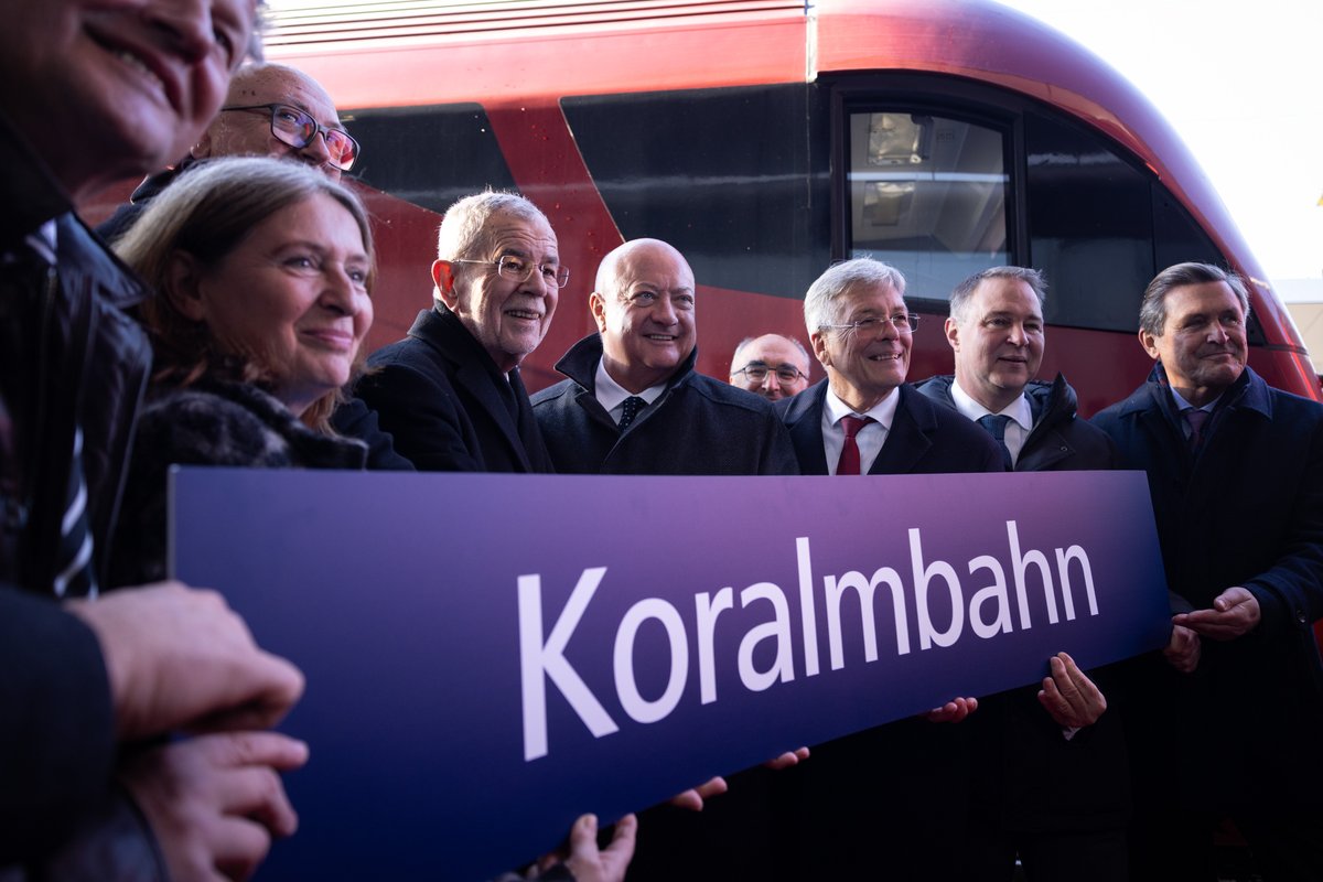 Der Bau der Koralmbahn ist für <a href="/unsereOEBB/">ÖBB</a> und für alle Firmen, die am Bau beteiligt waren, eine Erfolgsgeschichte geworden. 

Diese neue Verbindung wird für zigtausende Menschen jeden Tag eine echte Erleichterung sein. 1️⃣