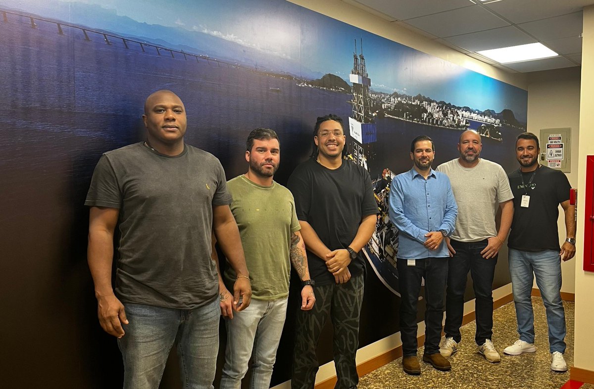 ValarisLimited's tweet photo. 🎓 Proud moment for our #Brazil Operations and Training &amp; Competence team! They’ve delivered the first Well Control Driller training classes—accredited by the IADC and taught by our certified instructor in Portuguese and English.

#BoldlyFirst #Excellence #Training https://t.co/y3UrMgP3b0