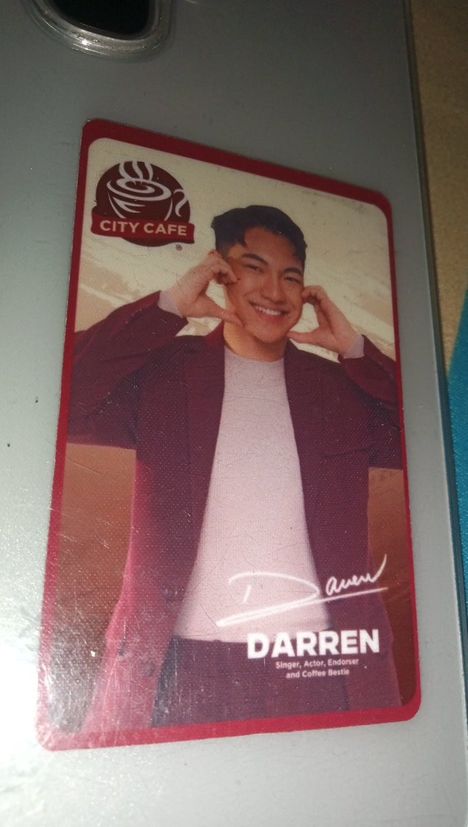 Natawa ako kanina sa office kasi nakita nung bata yung photocard ni D sa likod ng phone ko sabi ba naman "ay si maui wowie"🤣  tas kinanta pa talaga nya with actions HAHAHA

Parang nung bata ako Mr. Domino  pa tawag namin sayo, ngayon iba na pagkakakilala sayo <a href="/Espanto2001/">Darren</a> 🤣