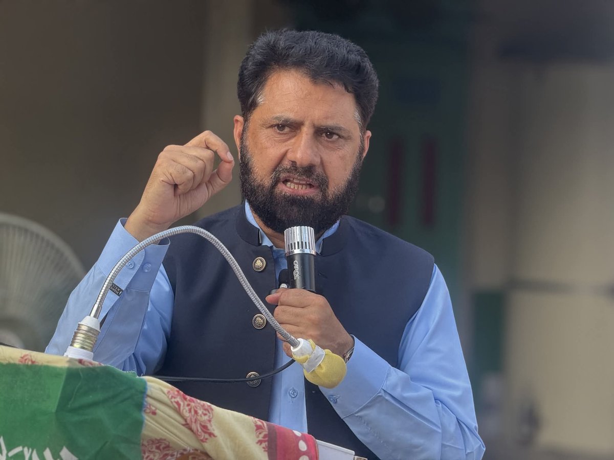 روزانہ کی بنیاد پر کراچی کا نوجوان ڈمپر  مافیا کے رحم و کرم پر ہے
 پیپلز پارٹی کراچی کے نوجوانوں کو تحفظ دینے میں ناکام ہو گئی ہے
<a href="/Inayat01/">Inayatullah Khan</a>
#سسٹم_راج_قاتل_ڈمپر_نامنظور