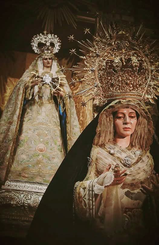 "¿No estoy aquí yo, que soy tu Madre?
 ¿No estás bajo mi sombra y resguardo?
 ¿No soy yo la fuente de tu alegría?
 ¿No estás en el hueco de mi manto, 
en donde se cruzan mis brazos? 
¿Tienes necesidad de alguna otra cosa?"
<a href="/Pusillus_Grex/">Pusillus Grex</a> 
<a href="/Hdadolores/">Hdad. de los Dolores</a>