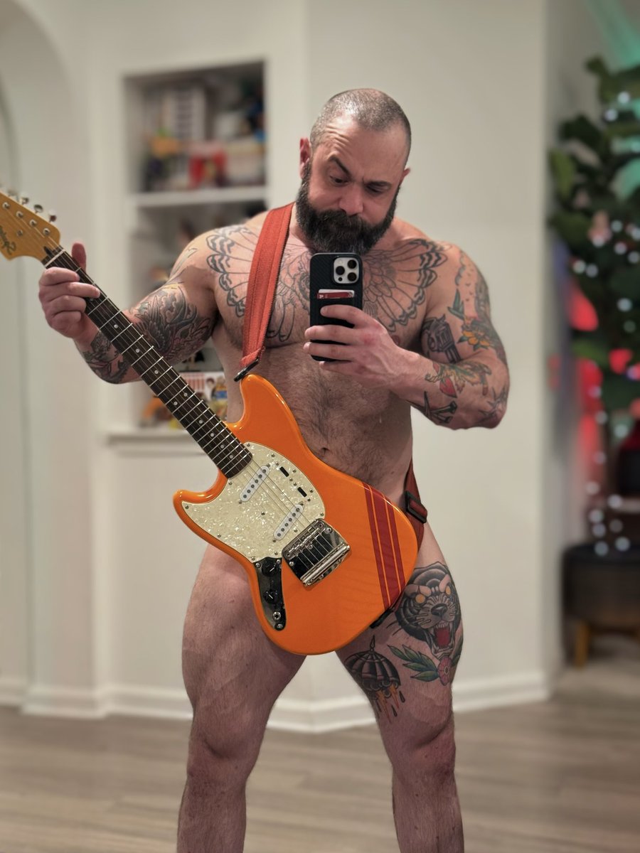 Two Bears 1 Cam tweet media