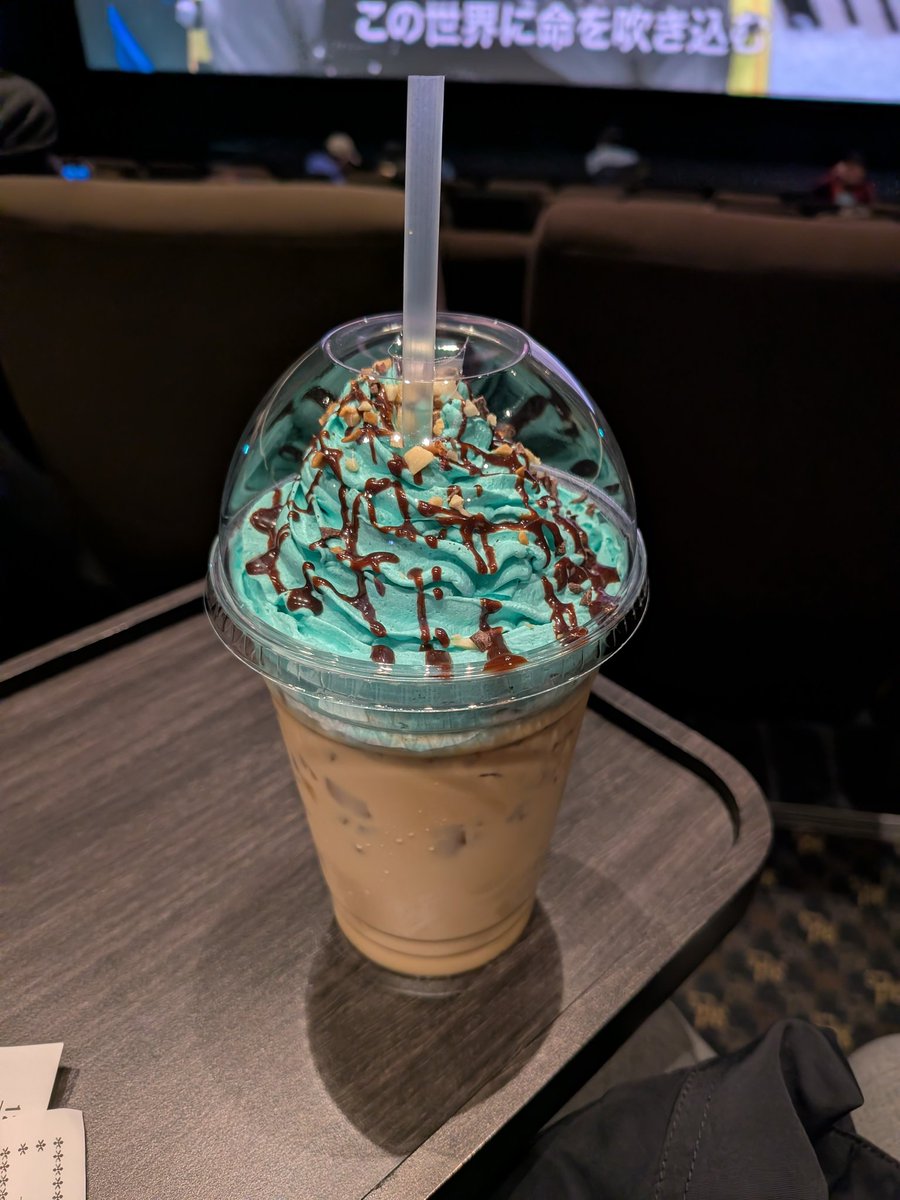 グランドシネマサンシャイン池袋で先日飲んだペパーミントチョコクッキー・オレが美味かったことを報告します