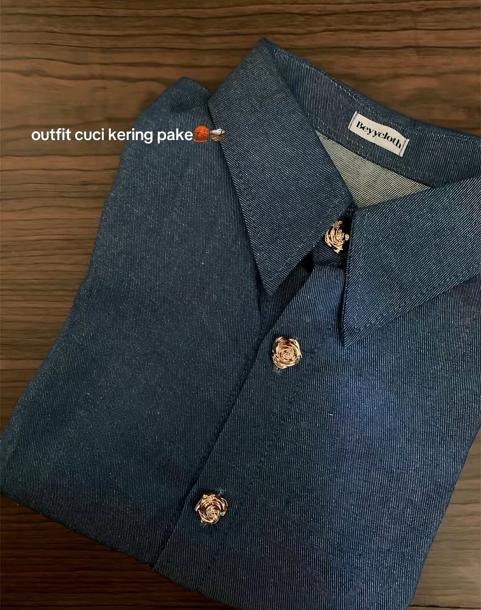 findsbyayylee's tweet image. local tops deserve more hype: 

denim code: stylish + mix &amp;amp; match approved!