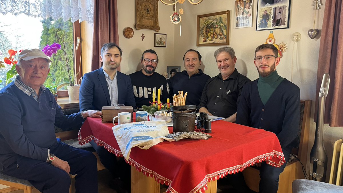 mismailcinpolat's tweet photo. Kafkas Vakfı olarak Yönetim Kurulu Başkanımız Veysel Arıhan ile birlikte İrschen’deyiz;
Adige Xase Austria Yönetim Kurulu Başkanı Yusuf Atik abimizle birlikte Drau tanığı Anton amcamızı, İrschen yetkililerini ve Drau Anıtımızı da ziyaret ettik. https://t.co/U9gKeSW6ME