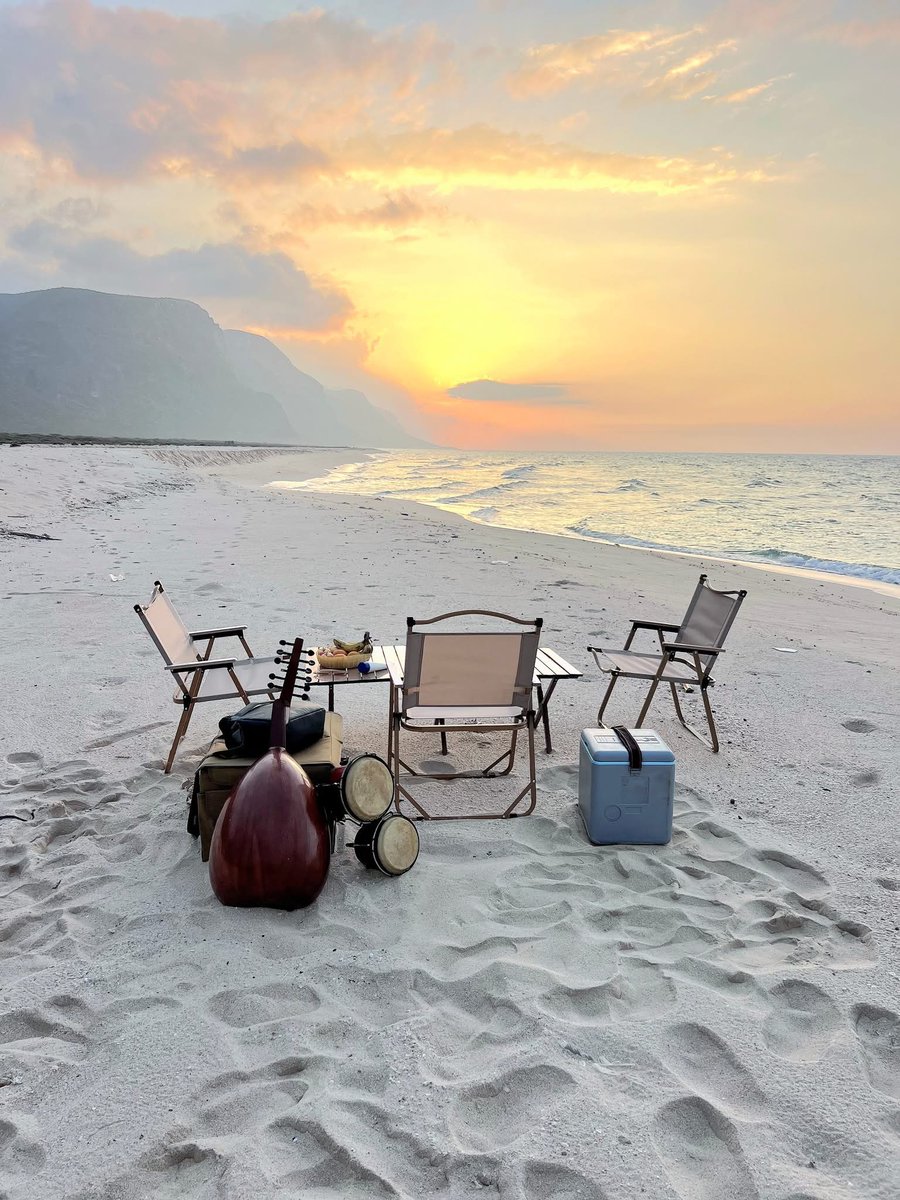 The picture of the day.

Murcanyo, Bari, Puntland. Photo credit to Haji Dirir.

A_C