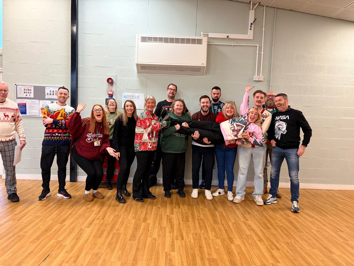 The Kassia crew are back on twitter and we are feeling festive!!! ✨️🎄🎅 #notlongnow #ChristmasCountdown