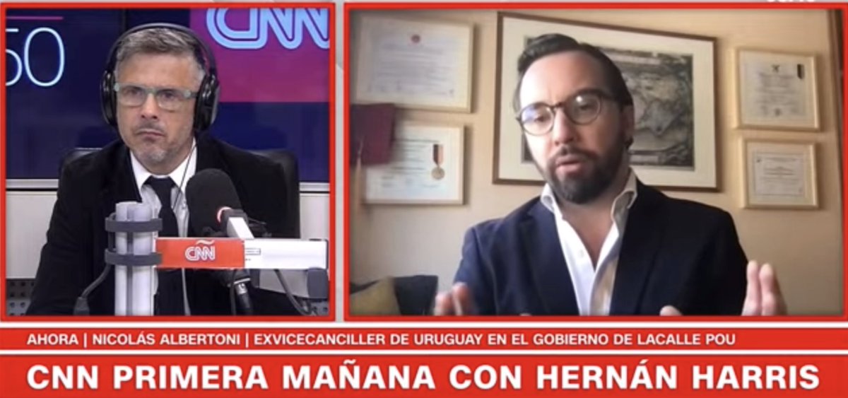 FNFSudamerica's tweet photo. Acuerdo Unión Europea-Mercosur
@N_Albertoni, Senador (s) del @PartidoColorado y ex Vicecanciller, dialogó con @HernoHarris para @cnnradioarg sobre la importancia de avanzar con la firma del Acuerdo Unión Europea-Mercosur.
"Hace más de dos décadas que esperamos este acuerdo. Durante el gobierno de @LuisLacallePou se logró concluir técnicamente el mismo en Montevideo. Ahora es importante concretar la firma, todo indica que se va a dar en Brasilia el 20 de diciembre, y luego se abre la siguiente etapa que es la ratificación."
Leer Policy Paper: https://t.co/28fXc8ORaf
Ver entrevista: https://t.co/1V1j74wO0K