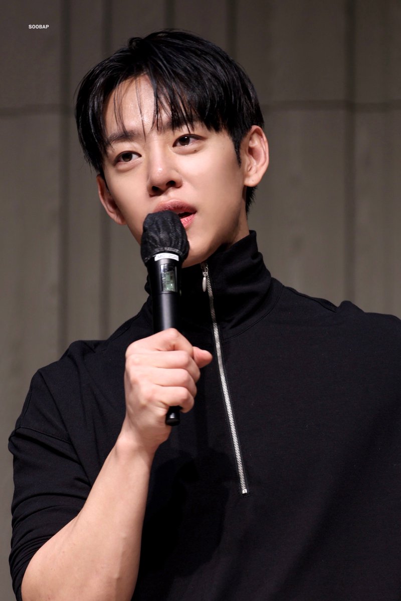 251212 사운드웨이브 대면

마지막까지 너무 고생했다요🫳🏻🫳🏻
덕분에 마지막까지 행복했다 ❤︎ 

#정대현 #JUNGDAEHYUN
#郑大贤 #チョンデヒョン