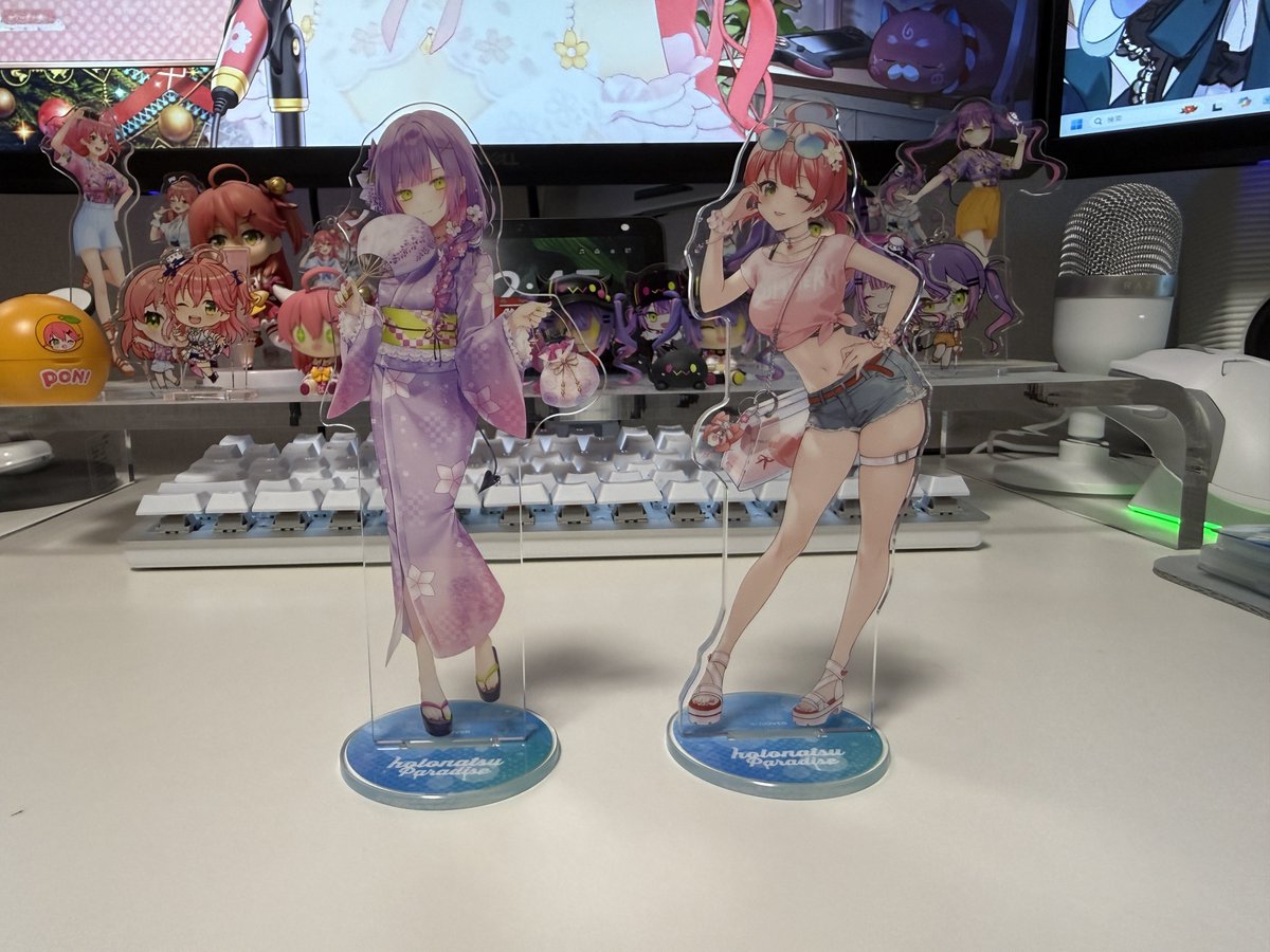 ❤️ watacoさま❤️ みこちとトワ様のホロナツアクスタ届いた〜 どちらもすごくかわいい