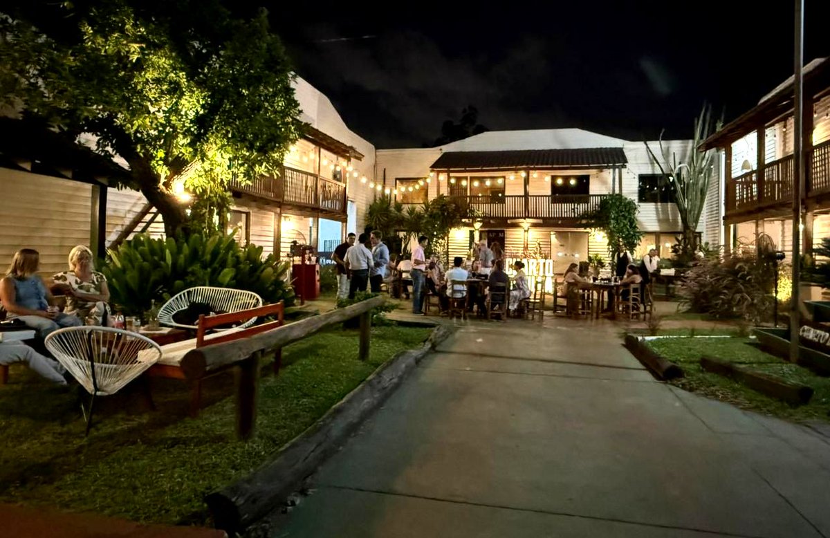 arp_py's tweet image. El pasado sábado 6 de diciembre se llevó a cabo la cena de cierre de año de la Asociación Paraguaya de Cuarto de Milla (APCM), un encuentro de camaradería para brindar con los socios por los logros alcanzados en el año y por los desafíos futuros.