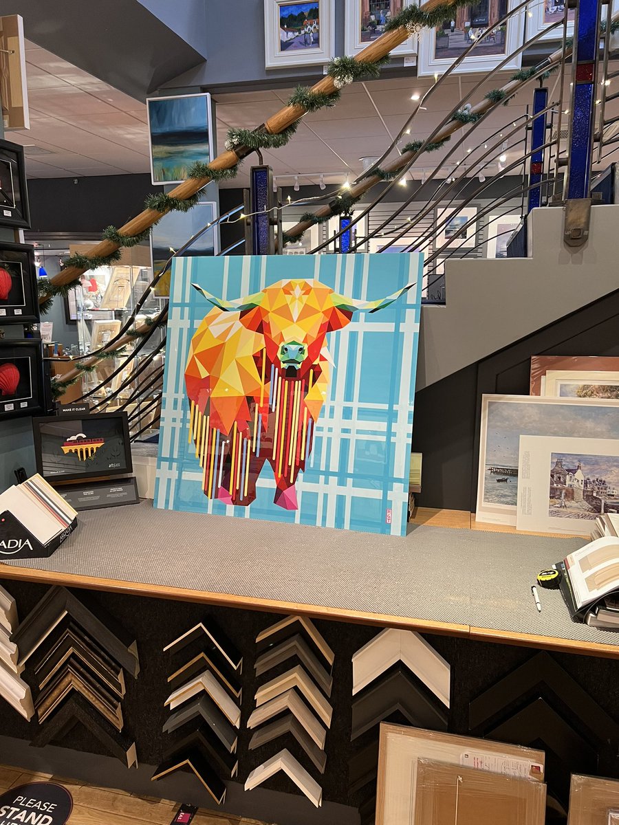 Ross Grant Thomson Art tweet media