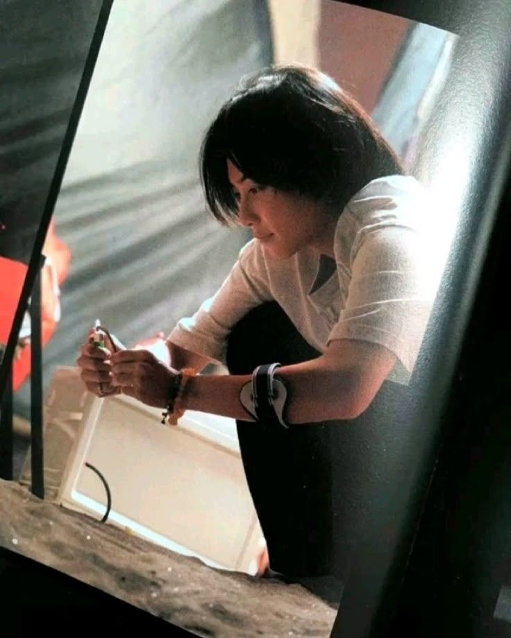 cheolhanglazer's tweet image. They type of photo you'd keep in your wallet