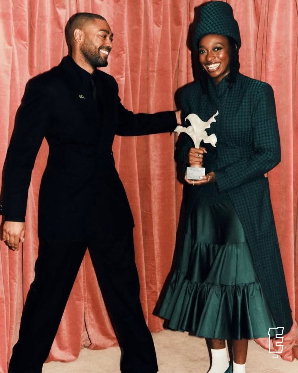 Effecttnews's tweet photo. @LittleSimz awarded cultural innovator at the British Fashion Award 2025. https://t.co/eq6ICf9IBy