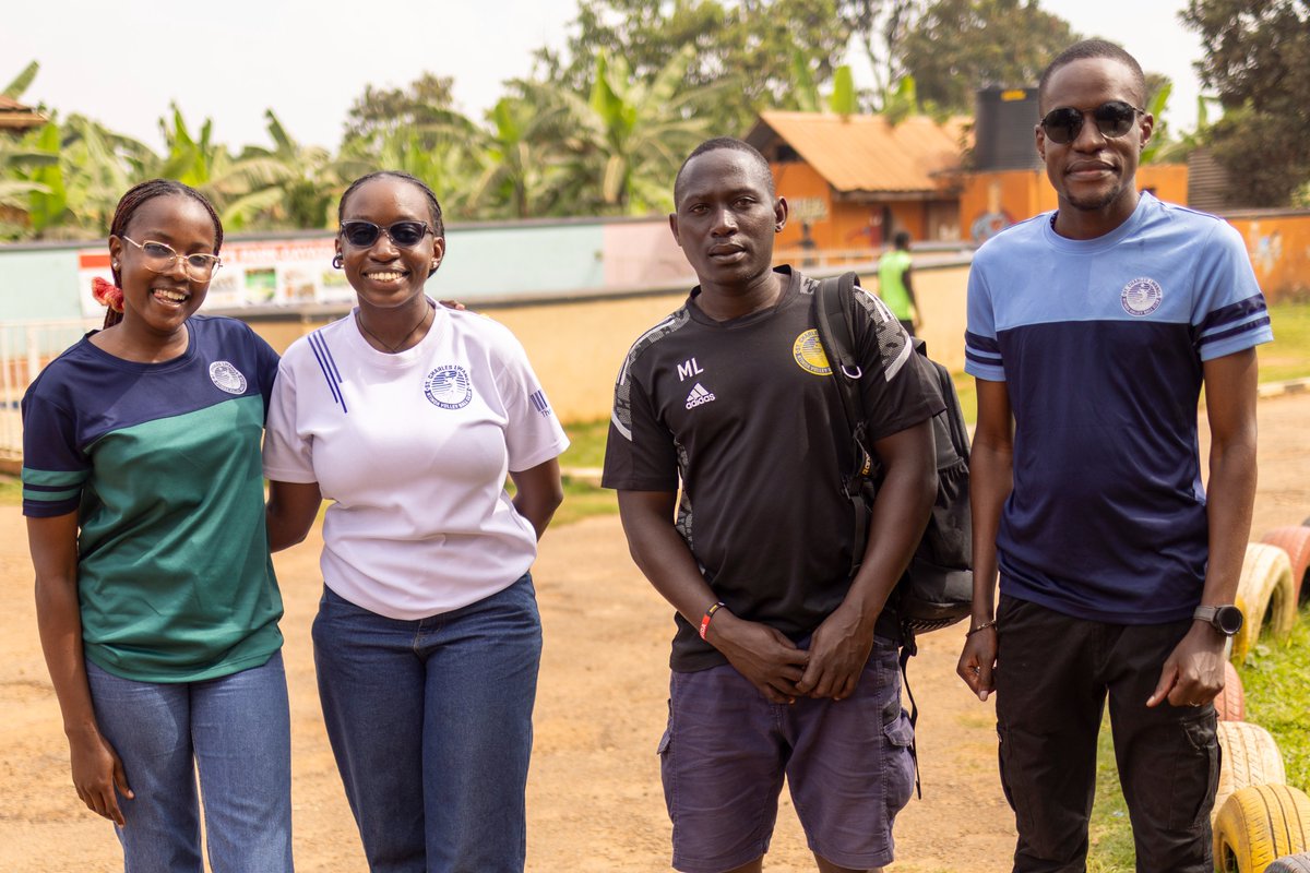 What comes to your mind when you find someone wearing that #VibesTeam badge?