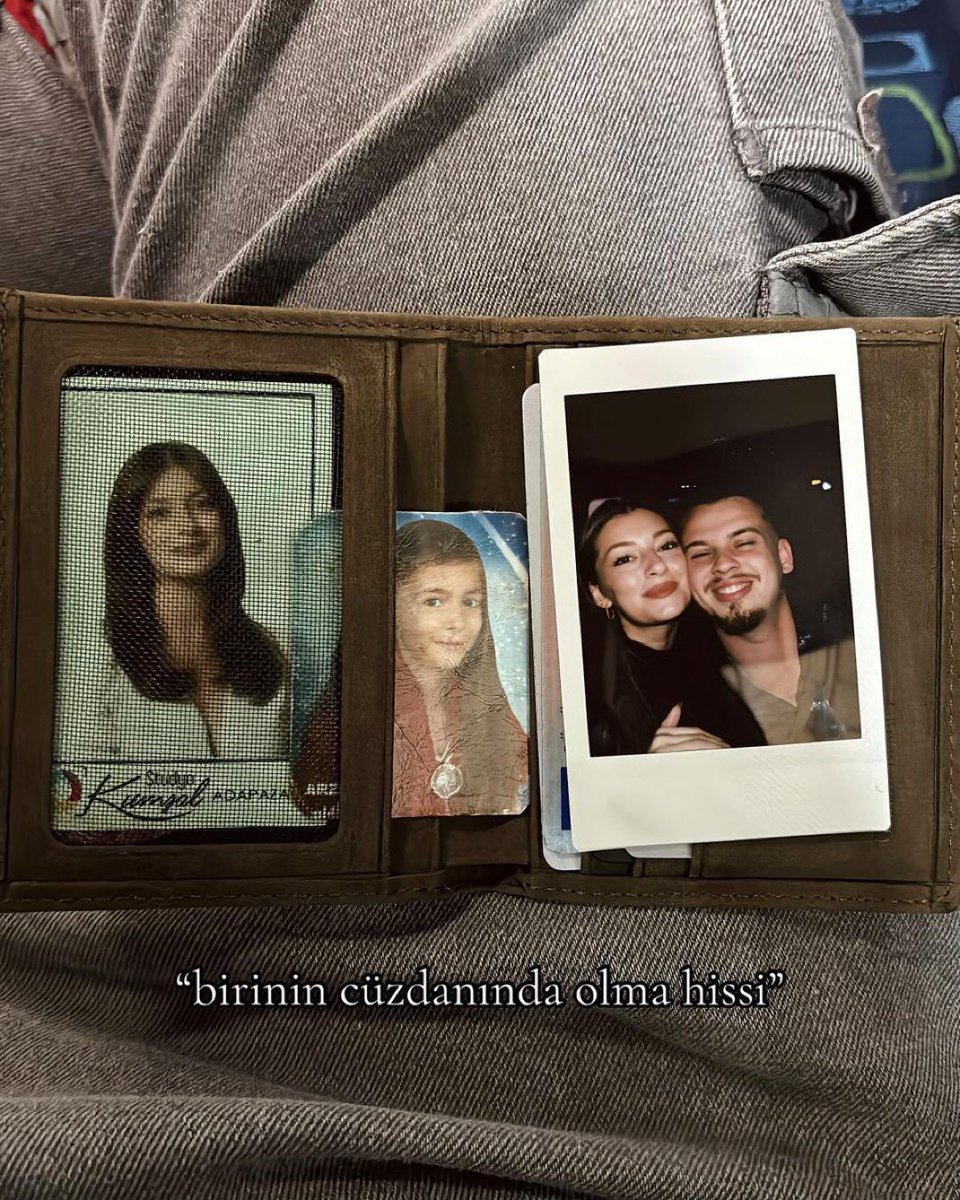 cüzdana fotoğraf koymak bana hala çok romantik geliyor