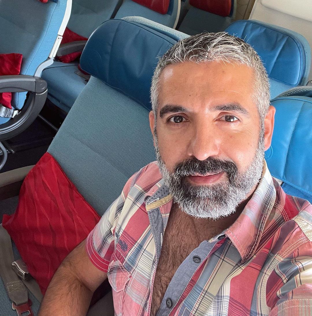 Chriscalos98's tweet photo. one thing is sure 
When a man fails to open a desired door, he goes on to say that the treasures behind the door are overrated. Compliment of the season America..🌅 https://t.co/RUMo8MuRlH
