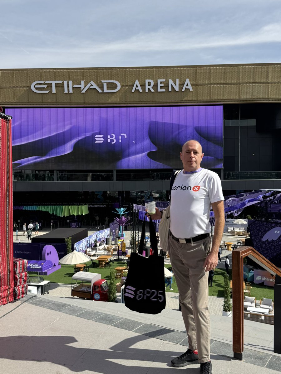 MiklosDenkler's tweet photo. Solana Breakpoint 2nd day. Vibrant ecosystem, builders and TradeFi meet here. #breakpoint #solana #crypto #corion @CorionPlatform @cryptomanran https://t.co/wYuHEUYgKT