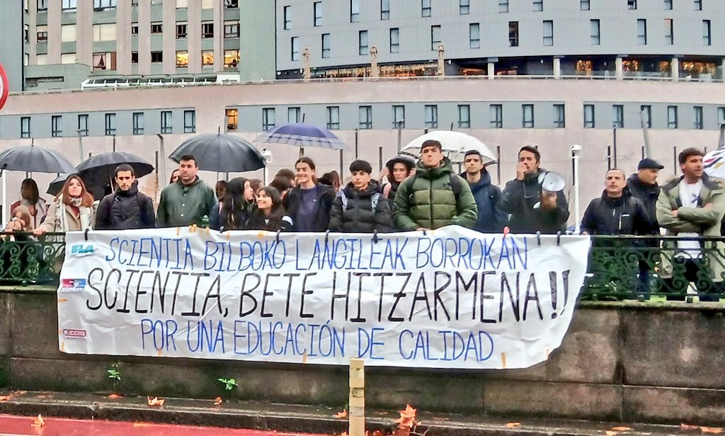 ELAHezkuntza's tweet photo. Epaitegiak baliogabetzat jo du Bilboko #Scientia ikastetxeko langile baten kaleratzea⛔️

📲 https://t.co/YZsMfe0IqX

El juzgado declara nulo el despido de un trabajador del centro escolar #Scientia de Bilbao, que cerró el curso anterior con un ERE⛔️

📲 https://t.co/xqZcYoZvK9 https://t.co/lMd1bG3zQi