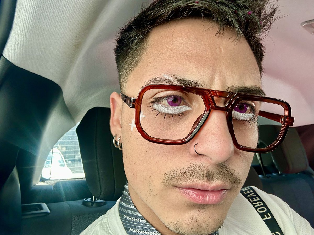 Hoy es un día especial VERDAD? 🔪💜🍜 #mariaenriver #shanina