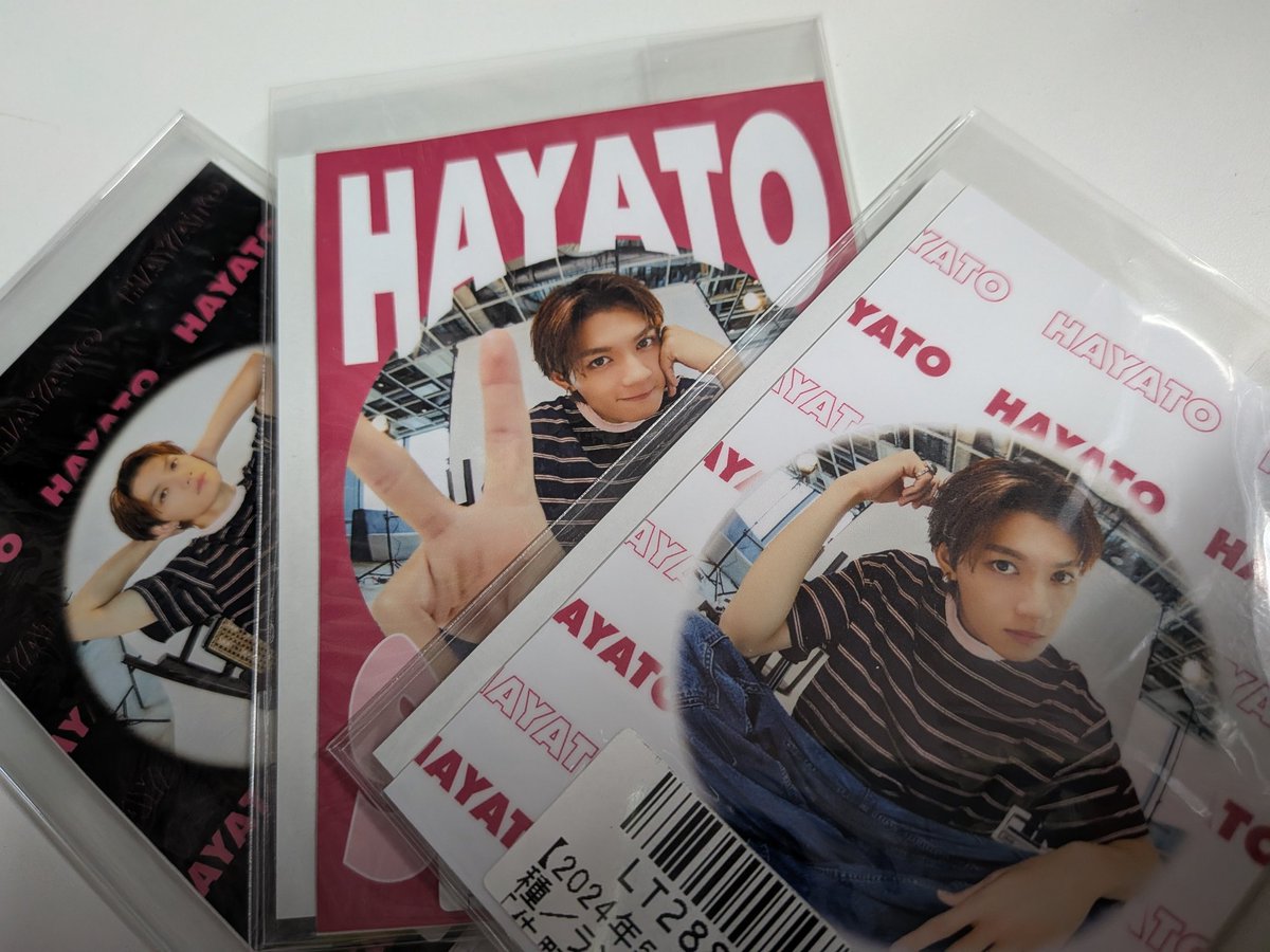 佐野くんアクスタ、アクキー、キラリステッカー…色々ご紹介🎶 M!LK