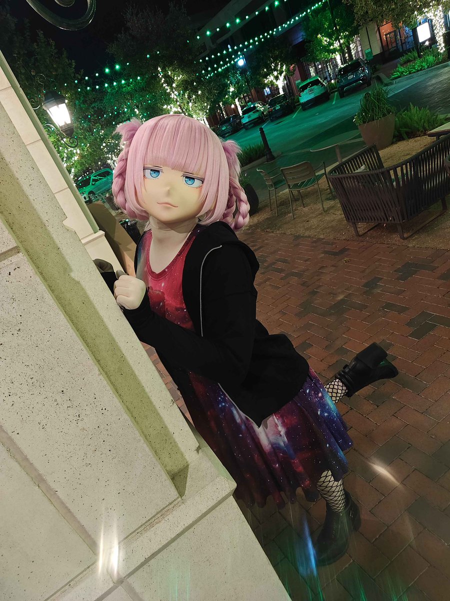 Buster_Kig's tweet photo. Round 2 of pics with @Carrier_Kig ! It was such a fun night! I been meanin to get pics here for so long! #kigurumi #kigurumimask #callofthenight https://t.co/WMqV1sFOWU