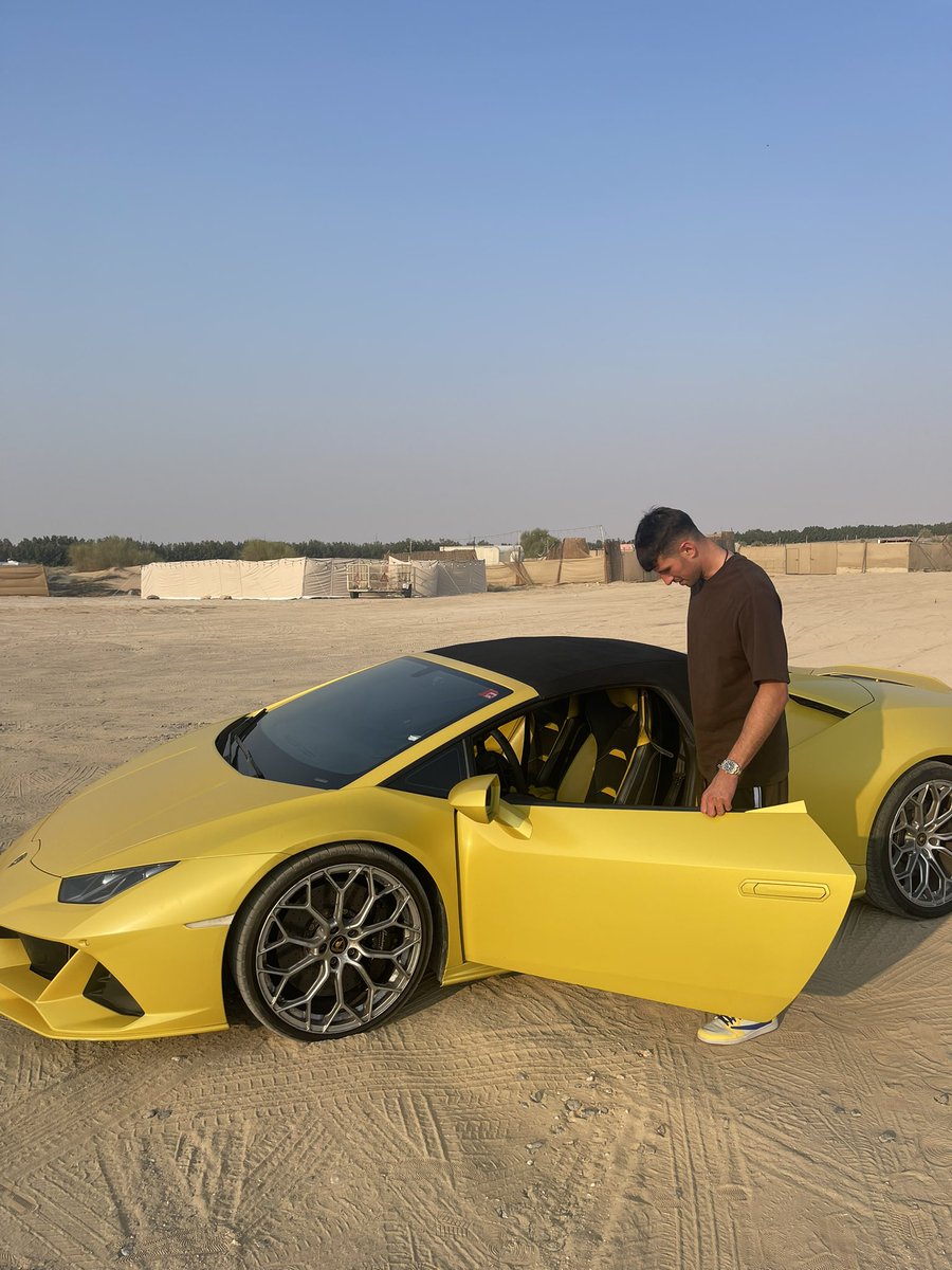 YevgenCheberko's tweet image. Always in @ColumbusCrew colors💛🖤😅