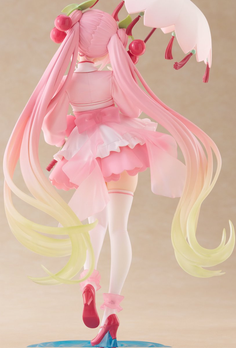 2月発売予定: 桜ミク AMP＋ フィギュア－桜ドレスver.－ 21cm 4K