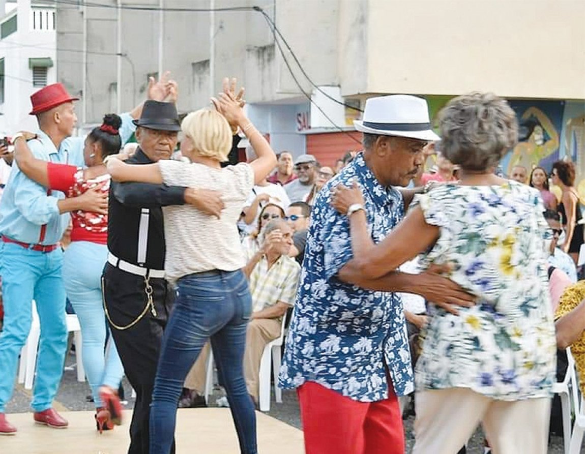 SIN24Horas's tweet image. Centro Son de Keka en Santiago preserva legado cultural sin apoyo institucional #NoticiasSIN #Keka #SonDeKeka #Santiago 

Detalles en: noticiassin.com/encuentro-son-…