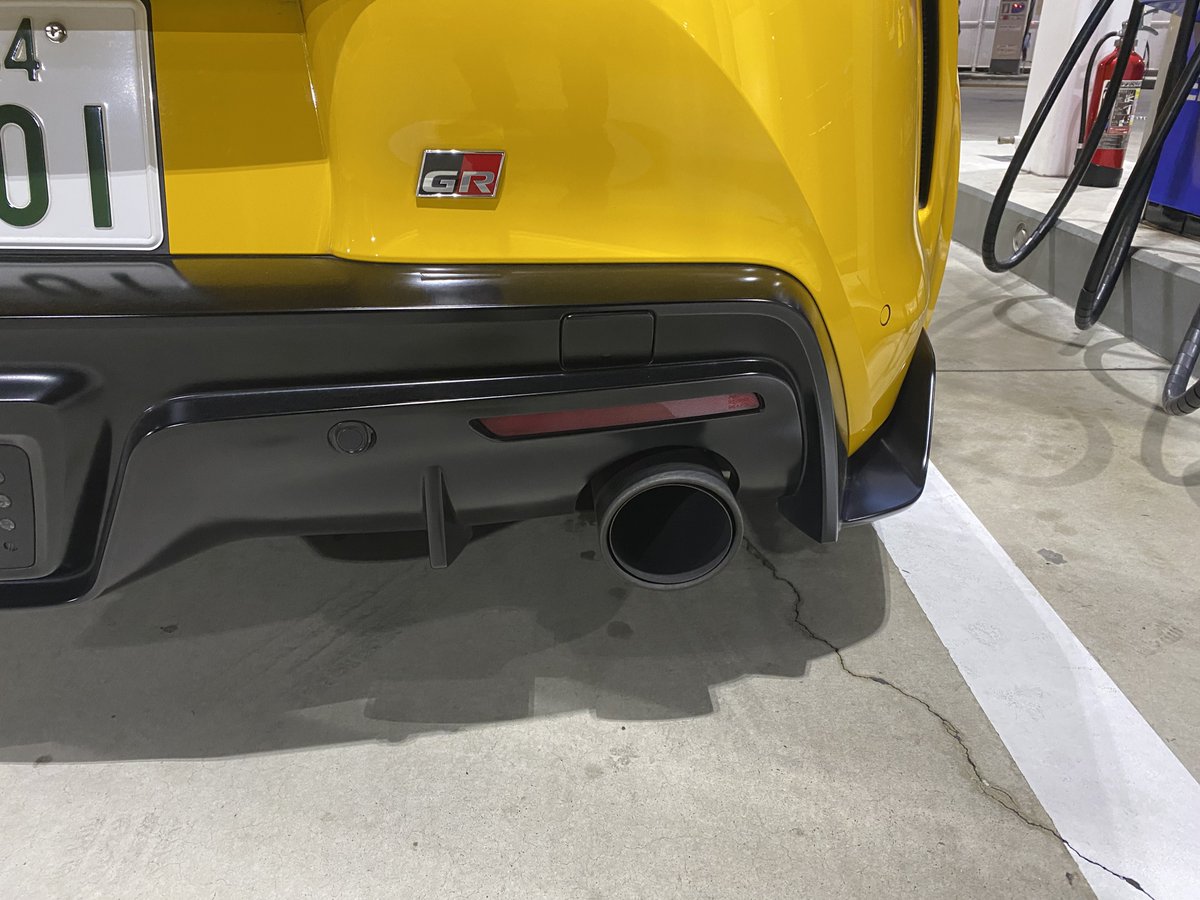 だいぶ、控えめで小ぶりなマフラー🤤 #みんなのマフラー出口が見てみたい