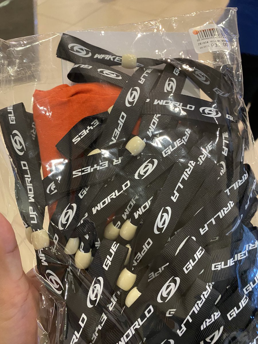 vit2homin's tweet image. 2023 vs 2024 wristlet freebies I gave out

What eaf  mini plushie freebie for 2026? 🤓☝🏻