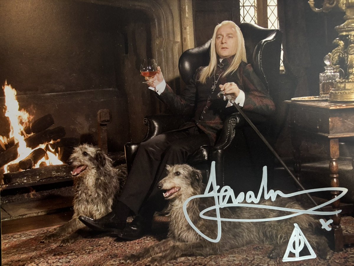 BasementTeam's tweet photo. WANT A GENUINE SIGNED JASON ISAACS AUTOGRAPH?  💙🐍

We have 2 photos signed in front of us by Jason.   If you dm &amp; donate &amp;40 to the British Red Cross or Great Ormond Street Hospital then you can choose one to have. (Links below)

Postage needs to be paid if outside the uk https://t.co/ZK6RnJZpSR