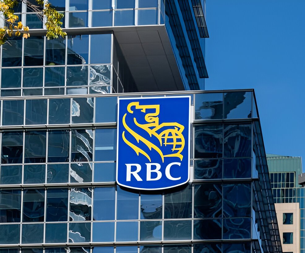 JUST IN: $1 trillion Royal Bank of Canada just revealed they bought 77,700  ($150,000) of Trump family @EricTrump backed #Bitcoin miner American Bitcoin  $ABTC shares.