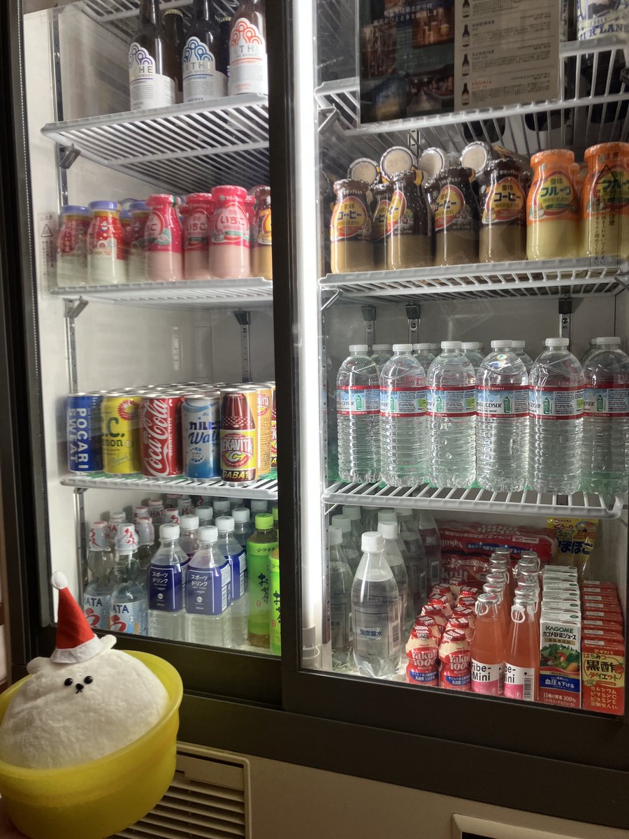 大黒湯で販売しているドリンクは種類が豊富です！ お水や牛乳の他に