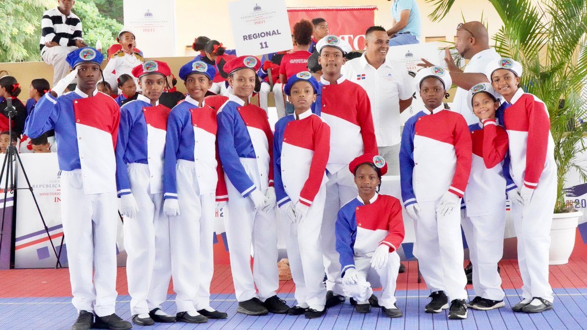 Llegó el gran día para cientos de estudiantes que vienen de distintas partes del país para dar PASOS FIRMES.

¡Ya estamos en el Liceo Unión Panamericana, para presenciar el Festival Nacional de Marcha Escolar Nivel Primario 2025.🤗👏🏫🇩🇴

Transmisión en vivo por