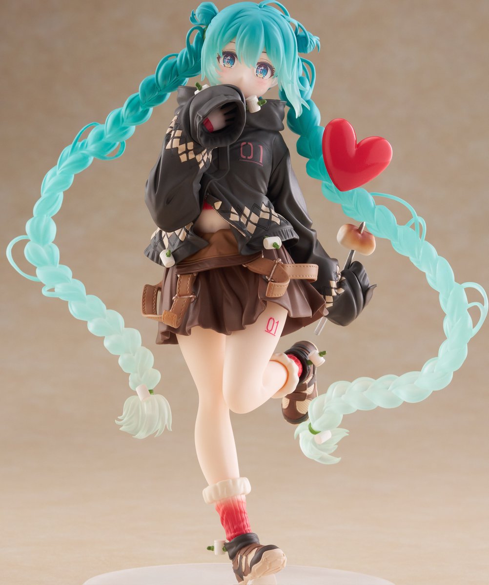 2026年 未定 発売予定: 初音ミク Fashion フィギュア Outdoor 18cm 4K