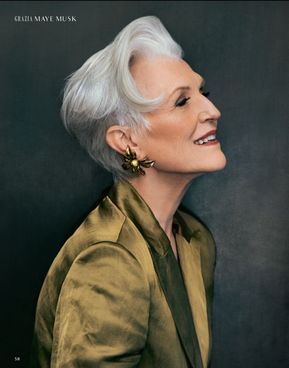 mayemusk's tweet image. Photos from my @Grazia_it editorial @XFashion 
And the cover of my book in Italian. Thanks to the publisher @GiuntiEditore 
#UNADONNADEVEAVEREUNPIANO 📖🇮🇹
#èbelloavere77anni 💪💃