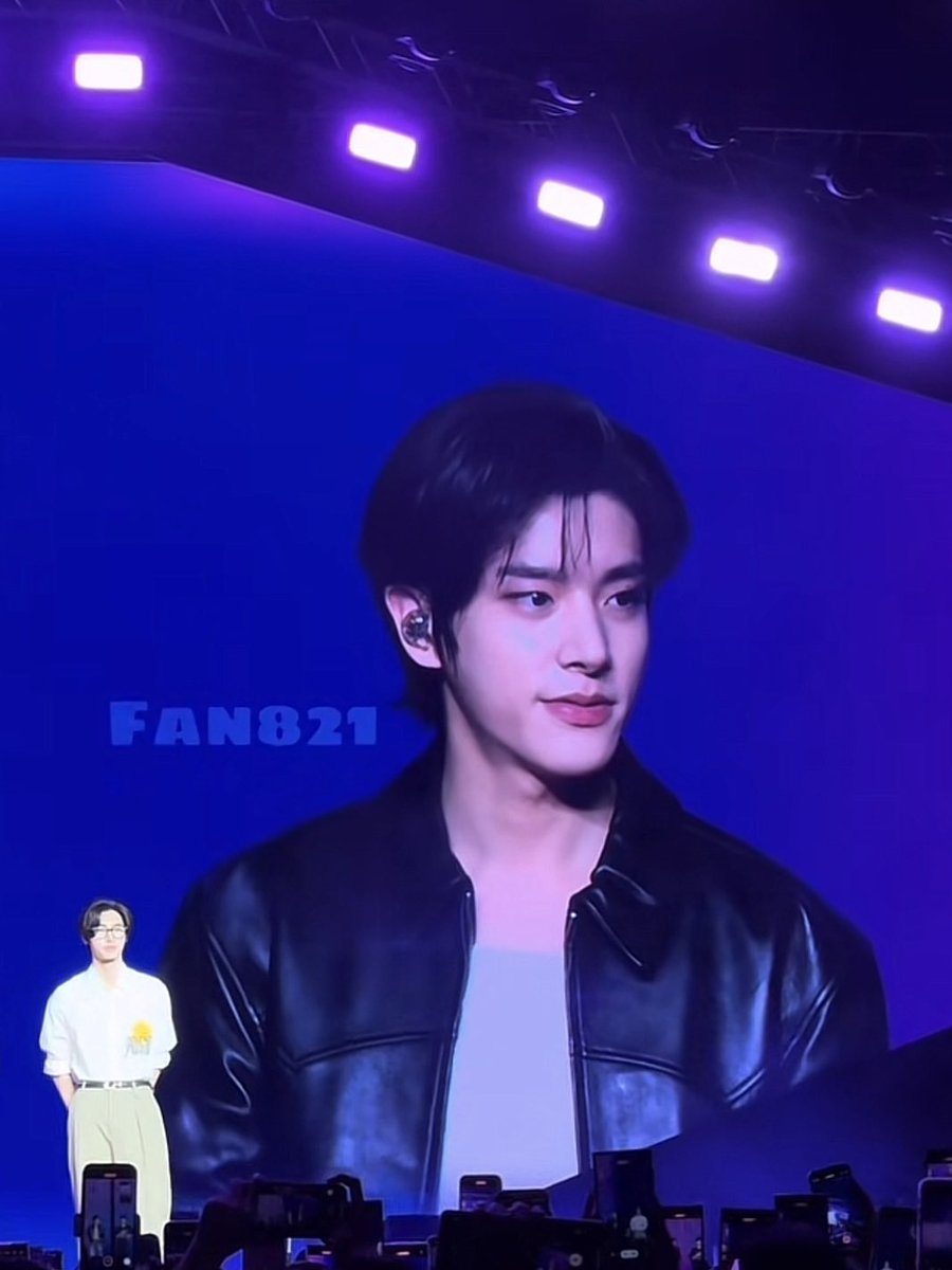 heartis_jake's tweet image. พี่เจคกับ leather jacket อันนี้หล่อสุดในใจฉันตลอดไป