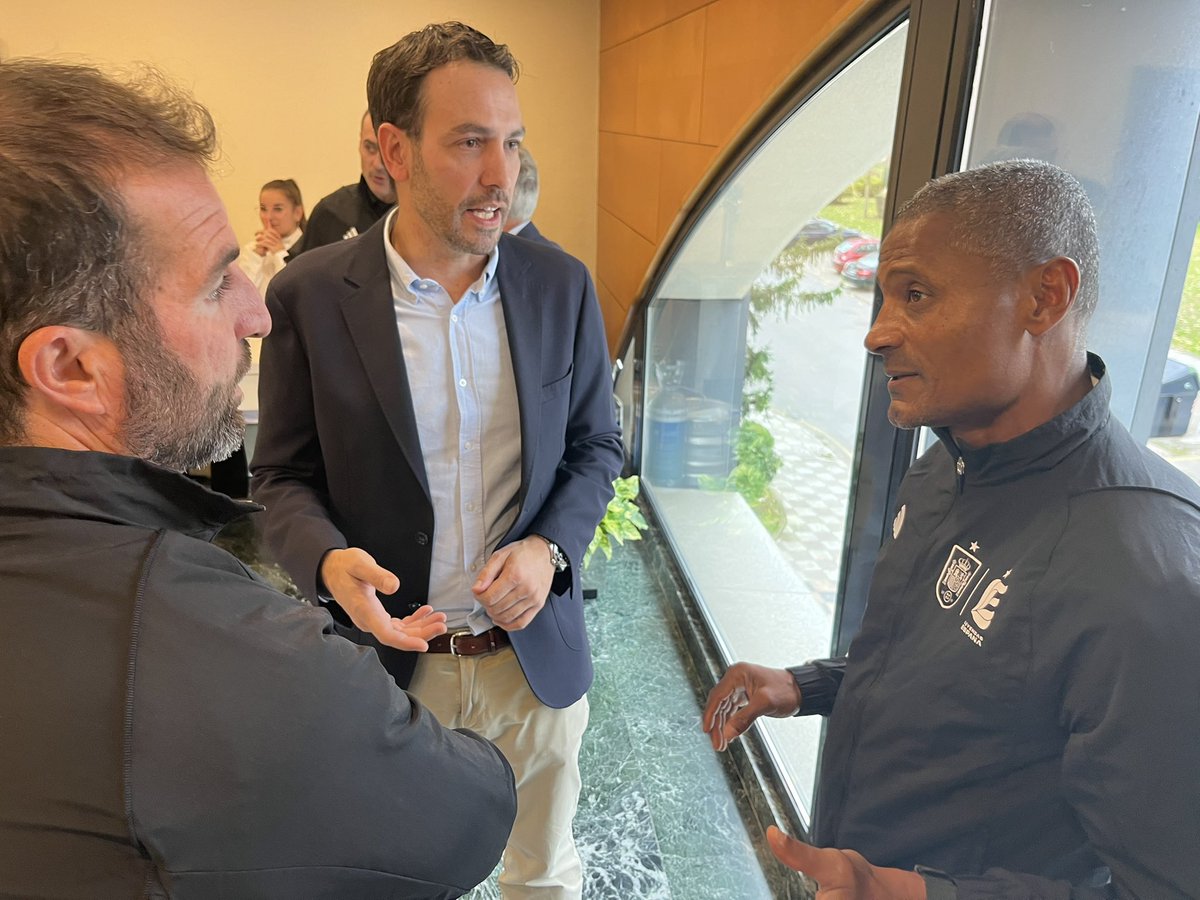 ⚽️🇪🇸 Nos acompaña en este desplazamiento nuestro patrocinador <a href="/OVB_espana/">OVB España</a> 
👌 Gracias por vuestro apoyo