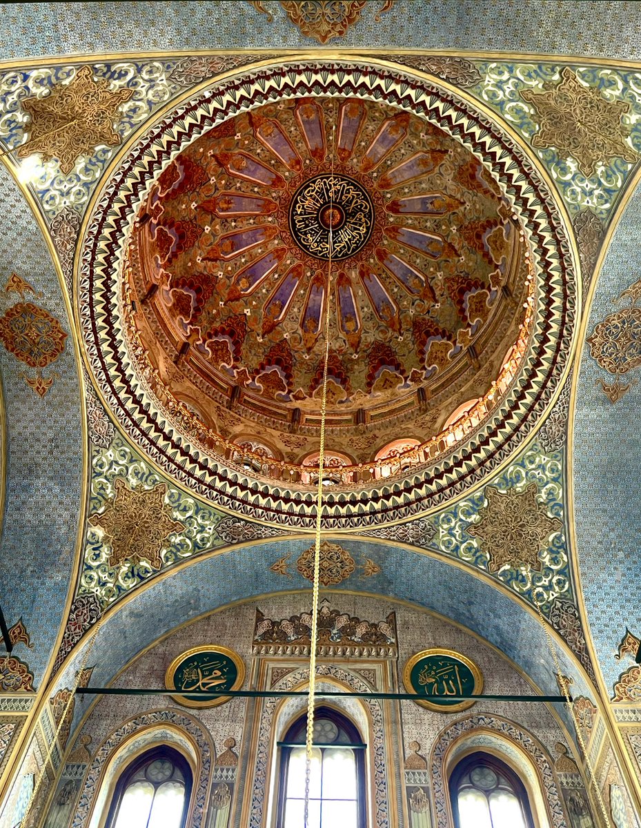 fatimov_'s tweet image. göz şenliği.