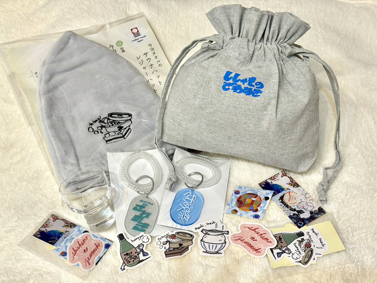 柳葉魚グッズ ♨️物販エピソード🍶 今回の柳葉魚のざわめき物販のテーマは、『この