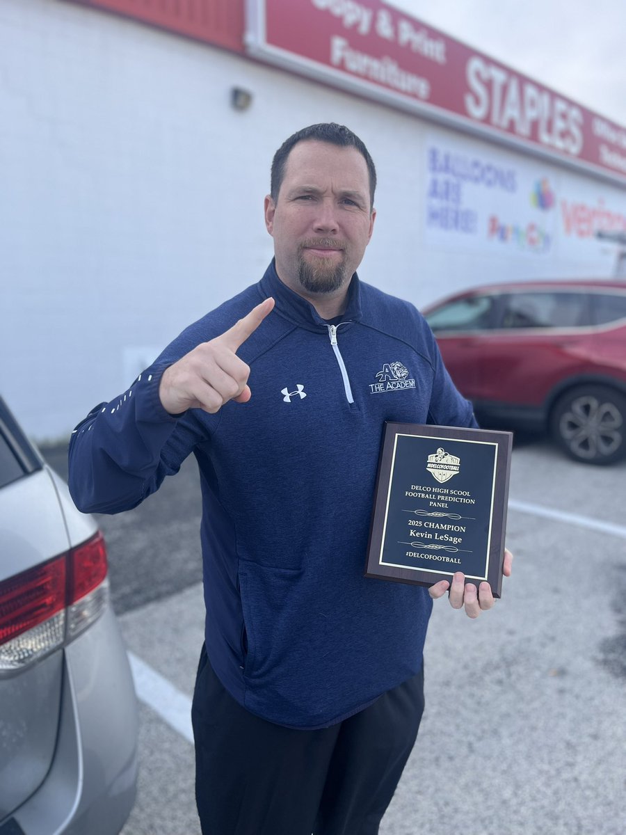 DELCOFootball's tweet image. Congratulations to the 2025 @DELCOFootball Prediction Panel Champion @lesage_kevin!! 
Thanks to all the Panel Members for their participation this season! Appreciate yall! #DelcoFootball @_Delco_Sports